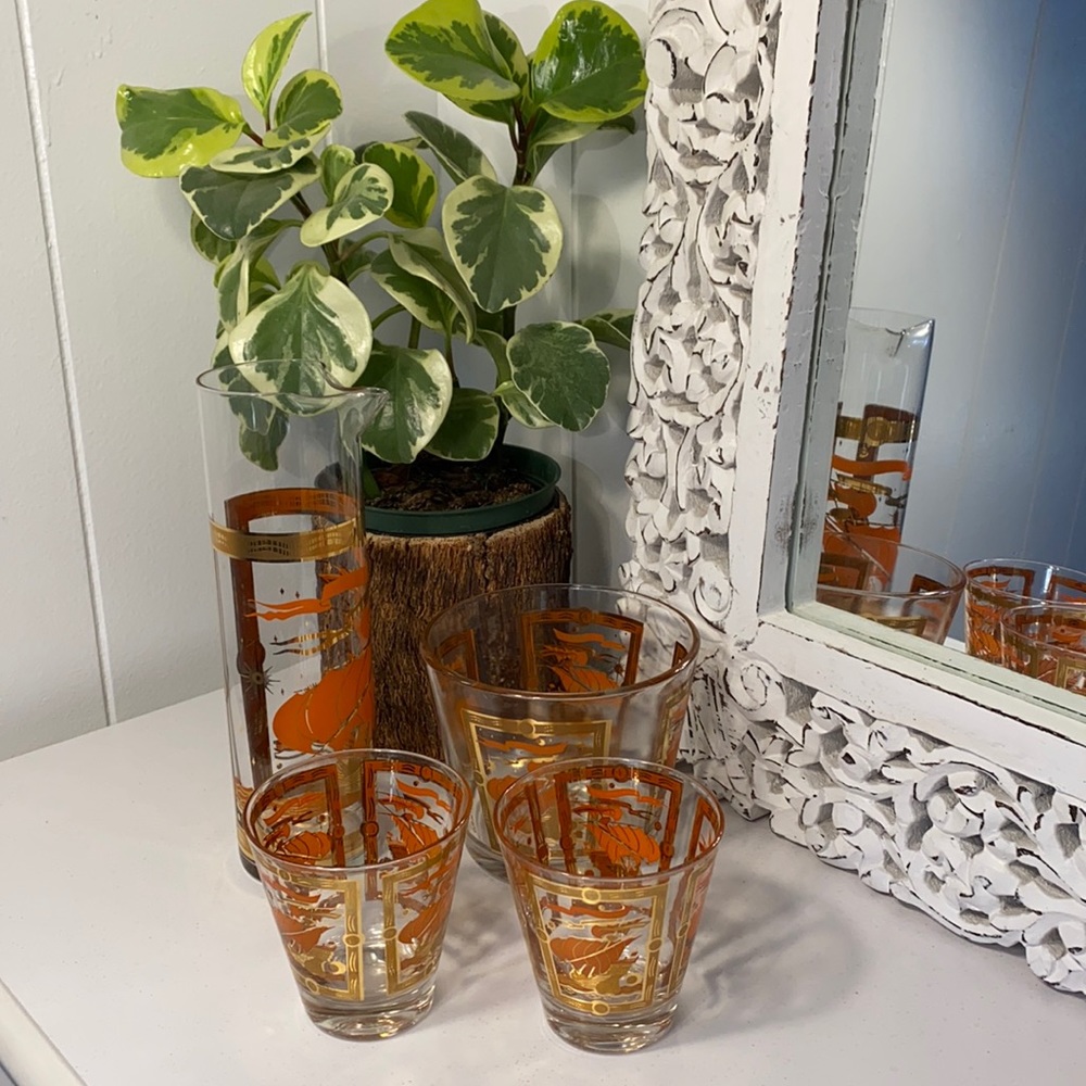 Vintage Fred Press Glassware Set